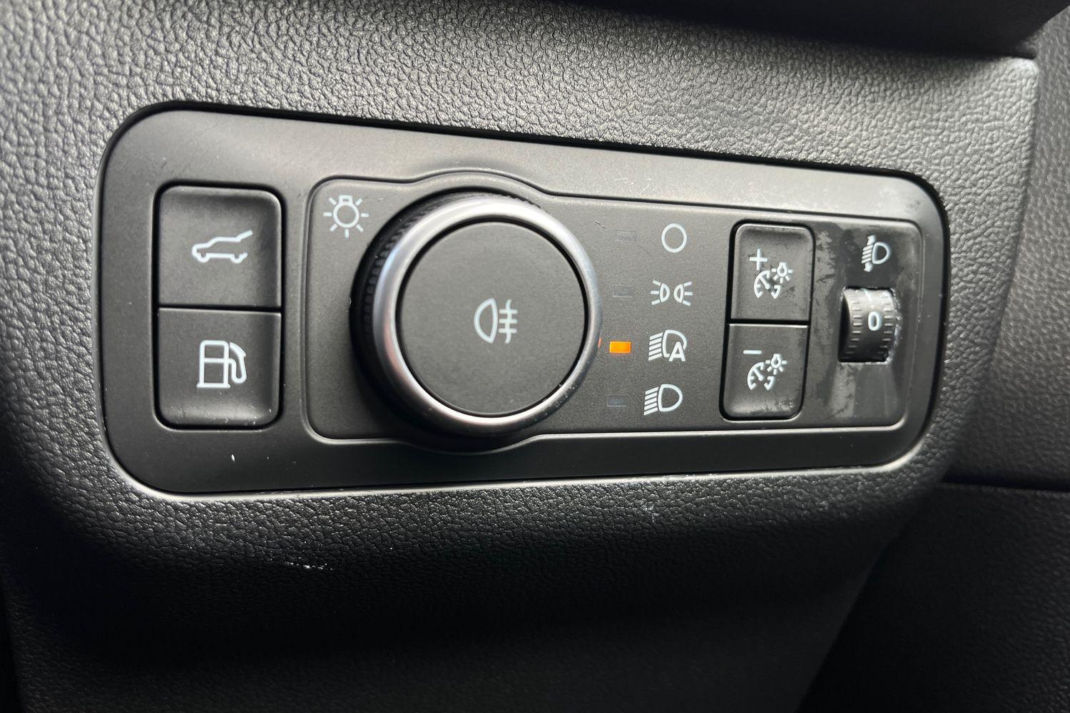Ford KUGA Photo 34