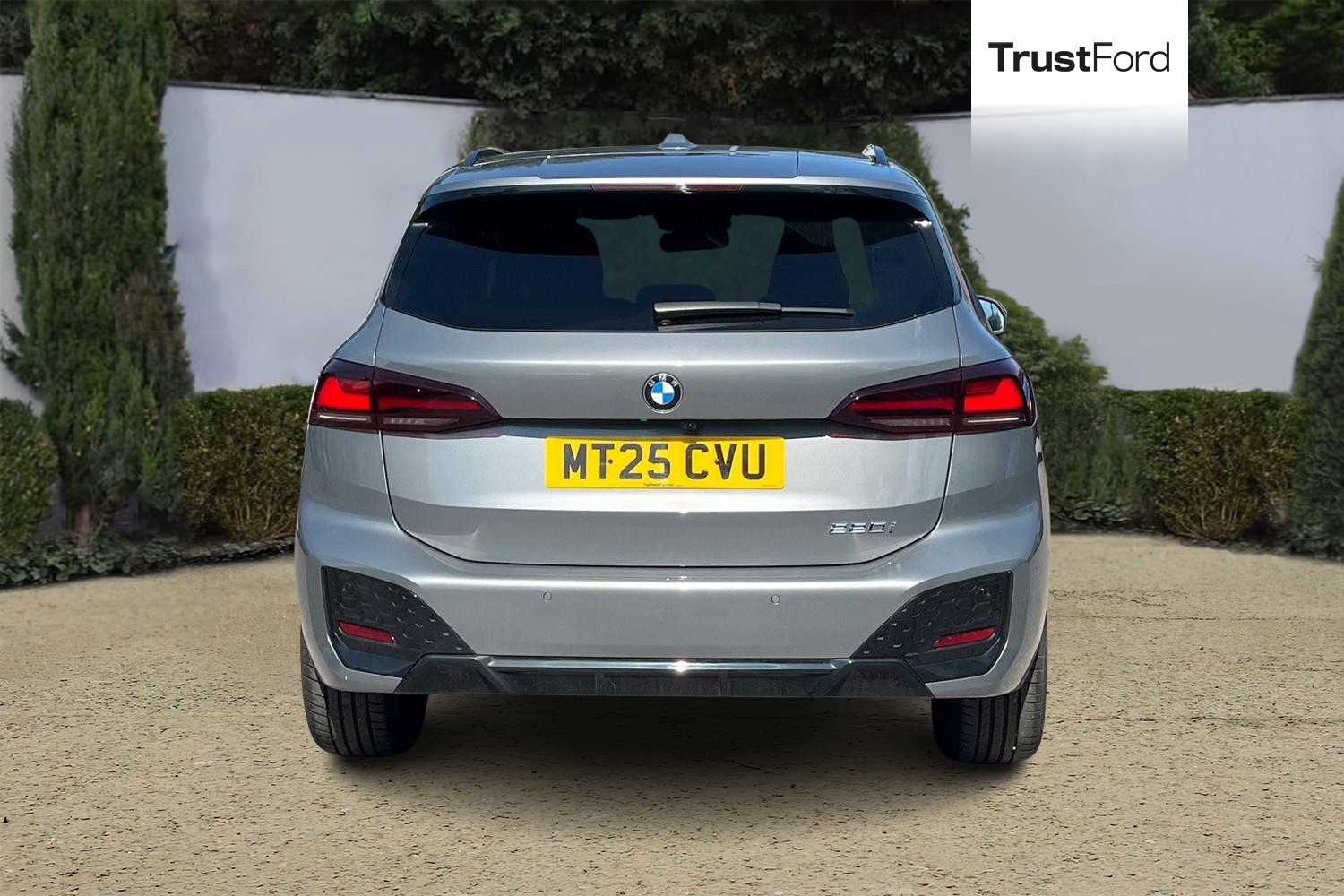 BMW 2 Series Photo 6