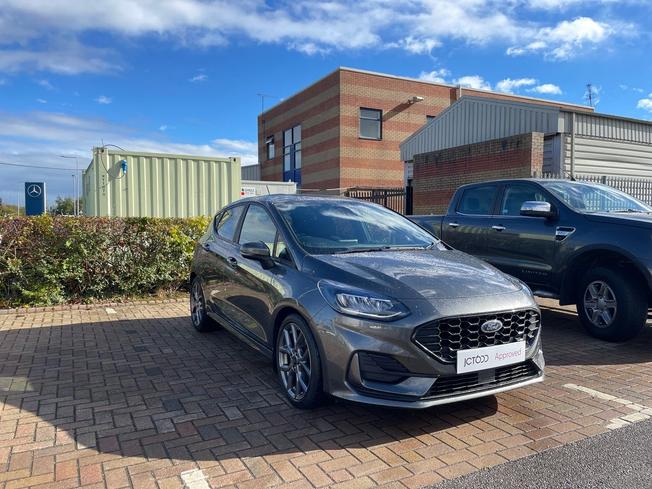 FORD Fiesta Photo 40