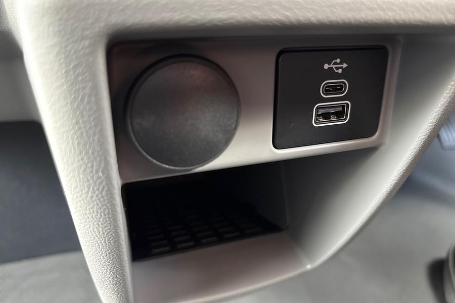 Ford TRANSIT CUSTOM Photo autoimg-cbd8a836eafbab9a1ee3a83648173abf7c612d44.jpg