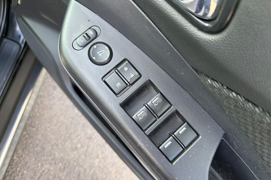 Honda CR-V Photo autoimg-cbd916a1165eea4ff0816f542b27b8754297ee30.jpg