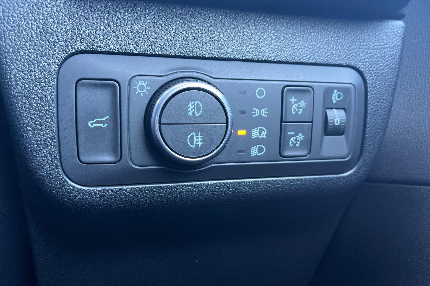 Ford Kuga Photo 36
