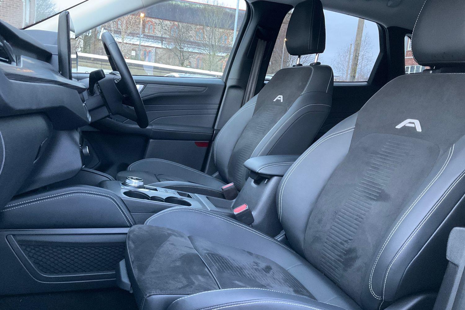 Ford KUGA Photo 18