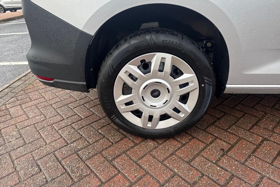 Used FORD TRANSIT CONNECT WT25NDV 16