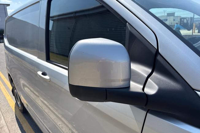 VOLKSWAGEN Transporter Photo 20