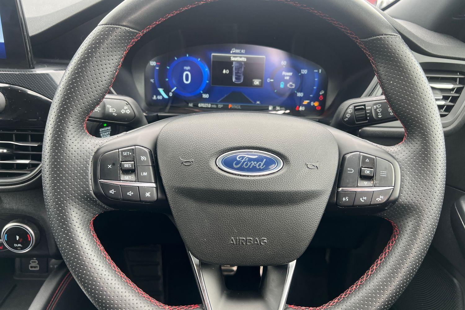 Ford KUGA Photo 11