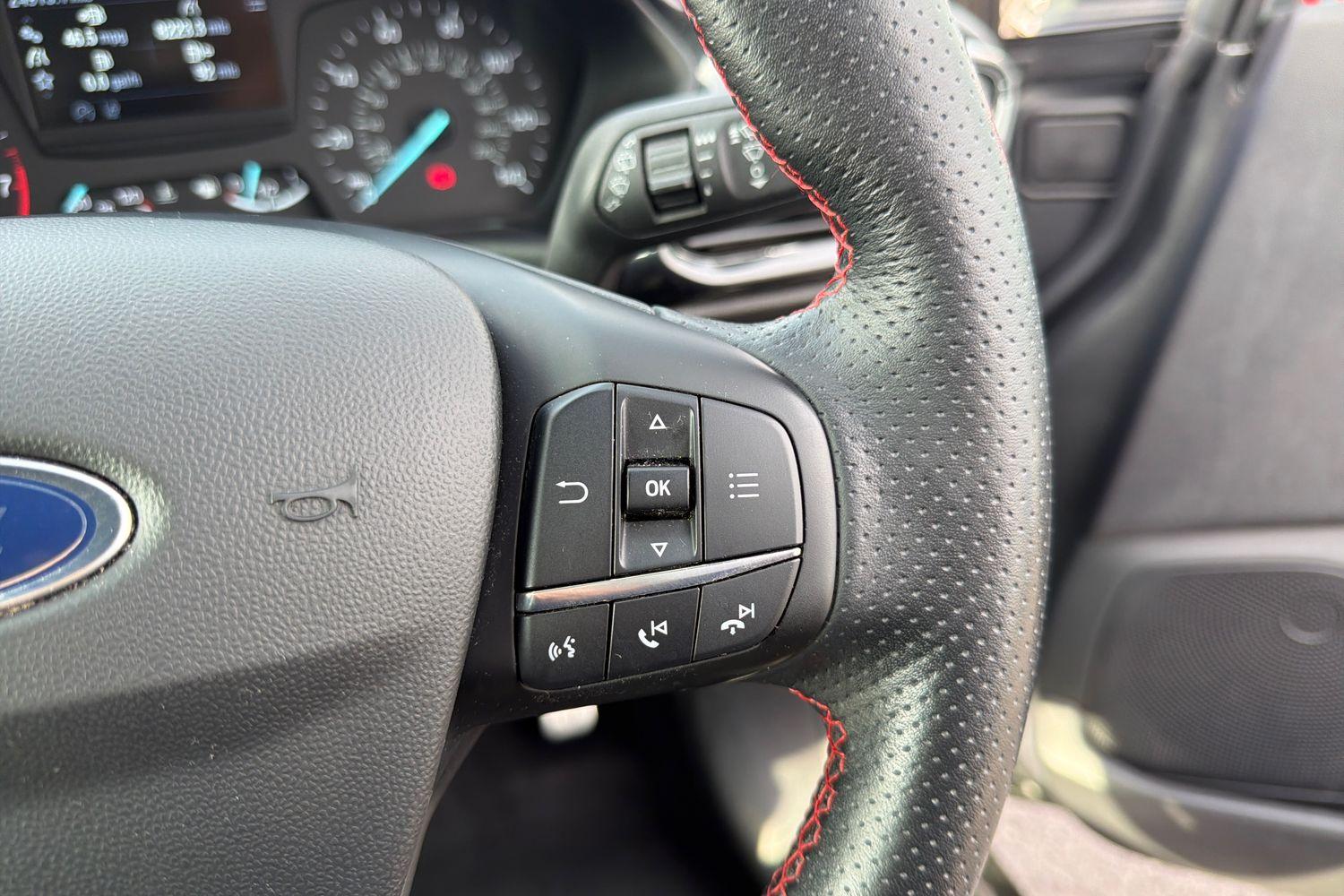Ford FIESTA Photo 33