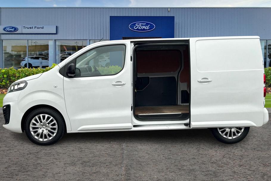 Used Vauxhall VIVARO DT73BWJ 5