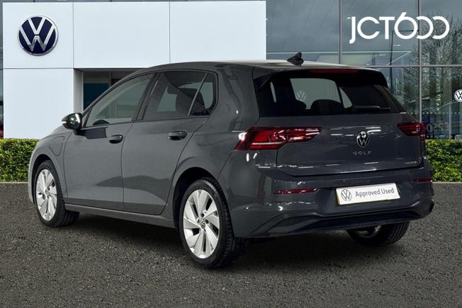 Volkswagen Golf Photo 3