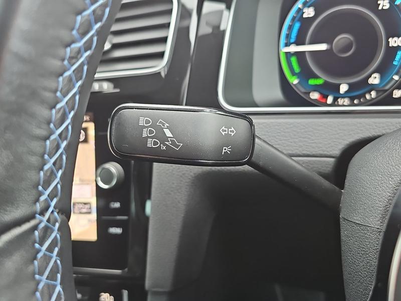 Used Volkswagen Golf NV20MSU 22