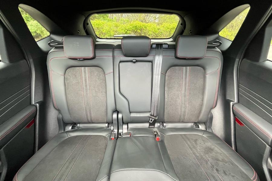 FORD KUGA Photo autoimg-cbef48de6df526a11286fe0c74177283f2faf593.jpg