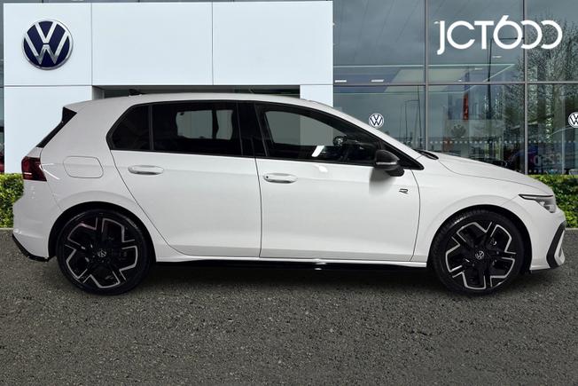 VOLKSWAGEN Golf Photo 4