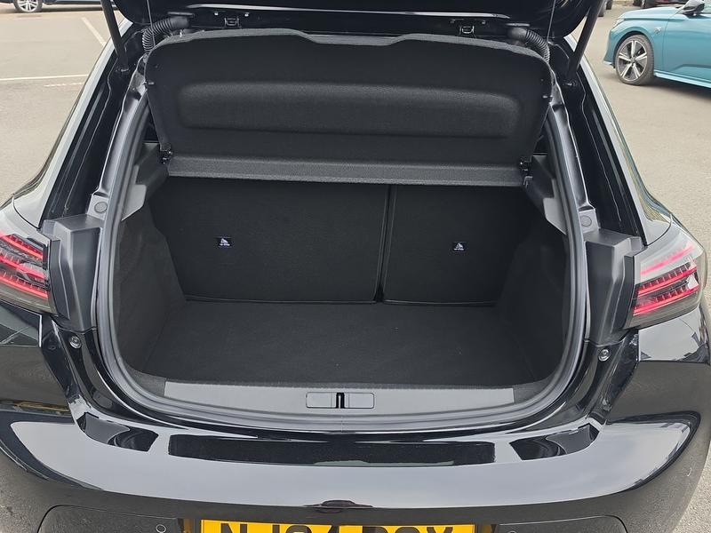 Used Peugeot 208 NJ24PGX 18