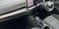 Volkswagen Golf Photo 1