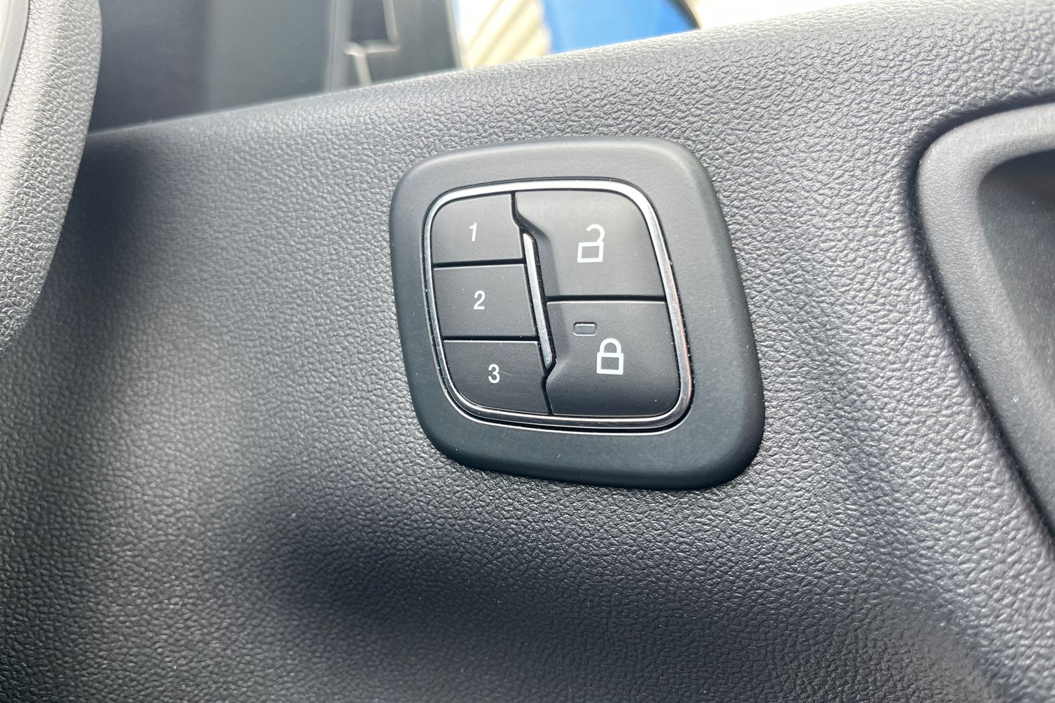 Ford KUGA Photo 32