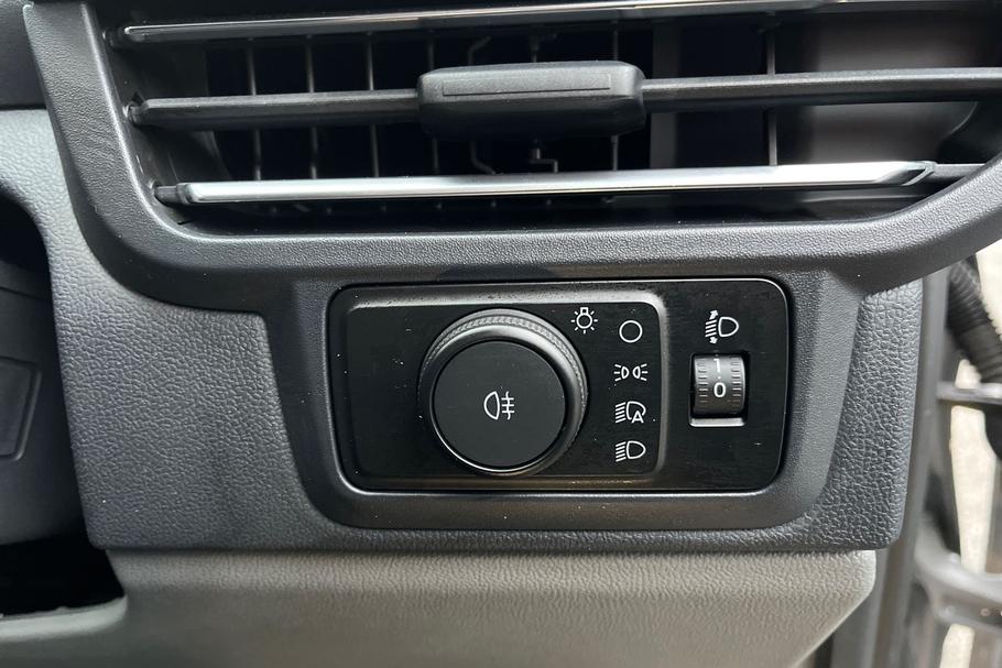 Used Ford TRANSIT CUSTOM YO25URE 26