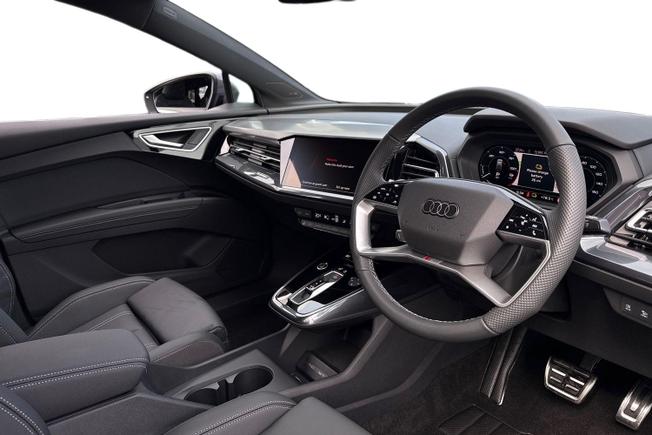 AUDI Q4 E-Tron Photo 6