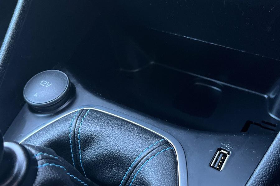 Ford Fiesta Photo autoimg-cc035f7a2737ae15781f84361318fb38fdfa86be.jpg