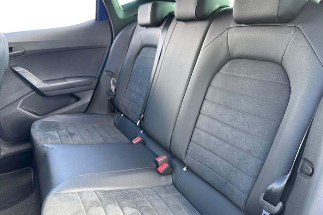 SEAT Ibiza Photo 9