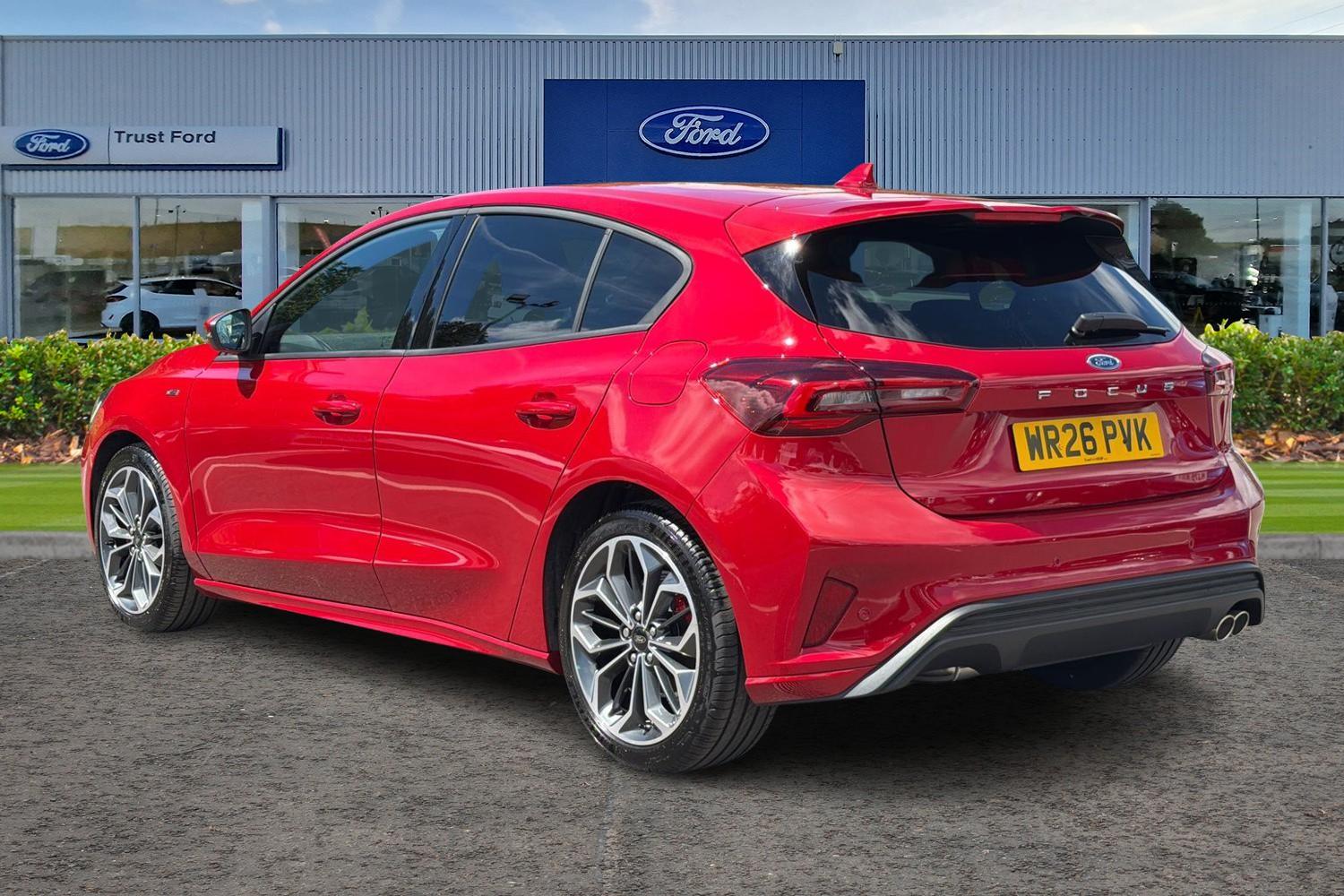 Ford FOCUS Photo 1