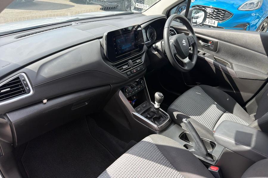 Suzuki S-Cross Photo autoimg-cc149fafb72337b0428da6c025c93c8c5ec54be9.jpg