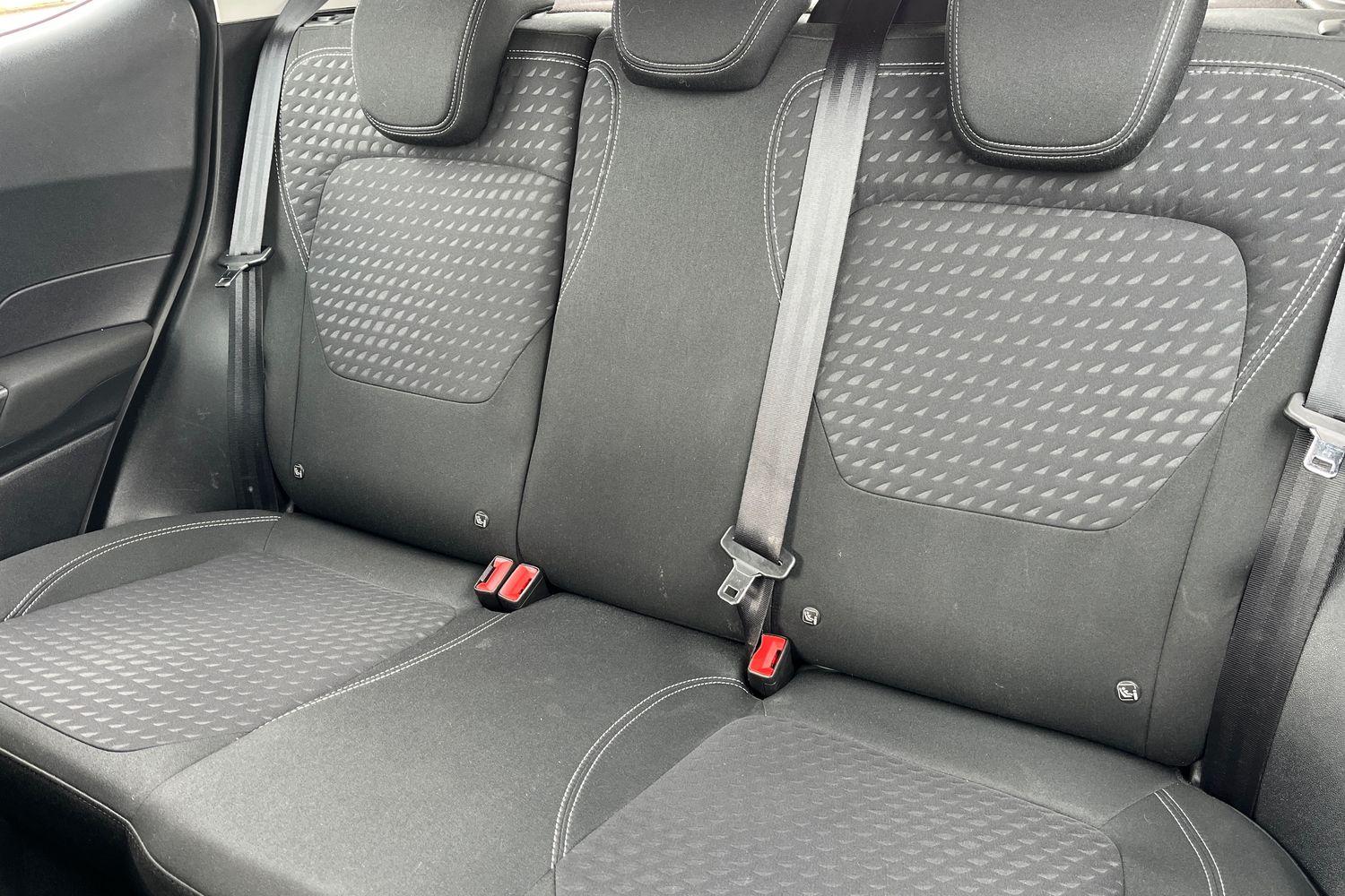 Ford FIESTA Photo 19