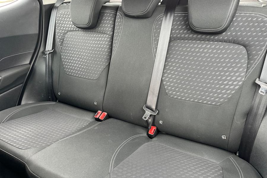 Ford FIESTA Photo autoimg-cc1519c7e51763a5cf46214ed751050a6f9d873c.jpg