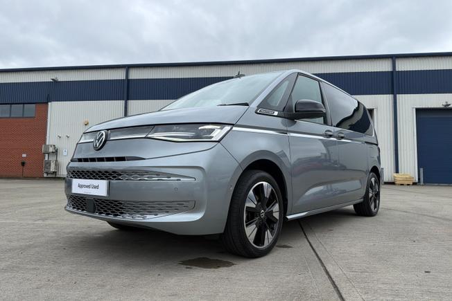 VOLKSWAGEN Multivan Photo 23
