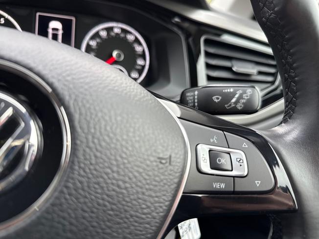VOLKSWAGEN Polo Photo 17