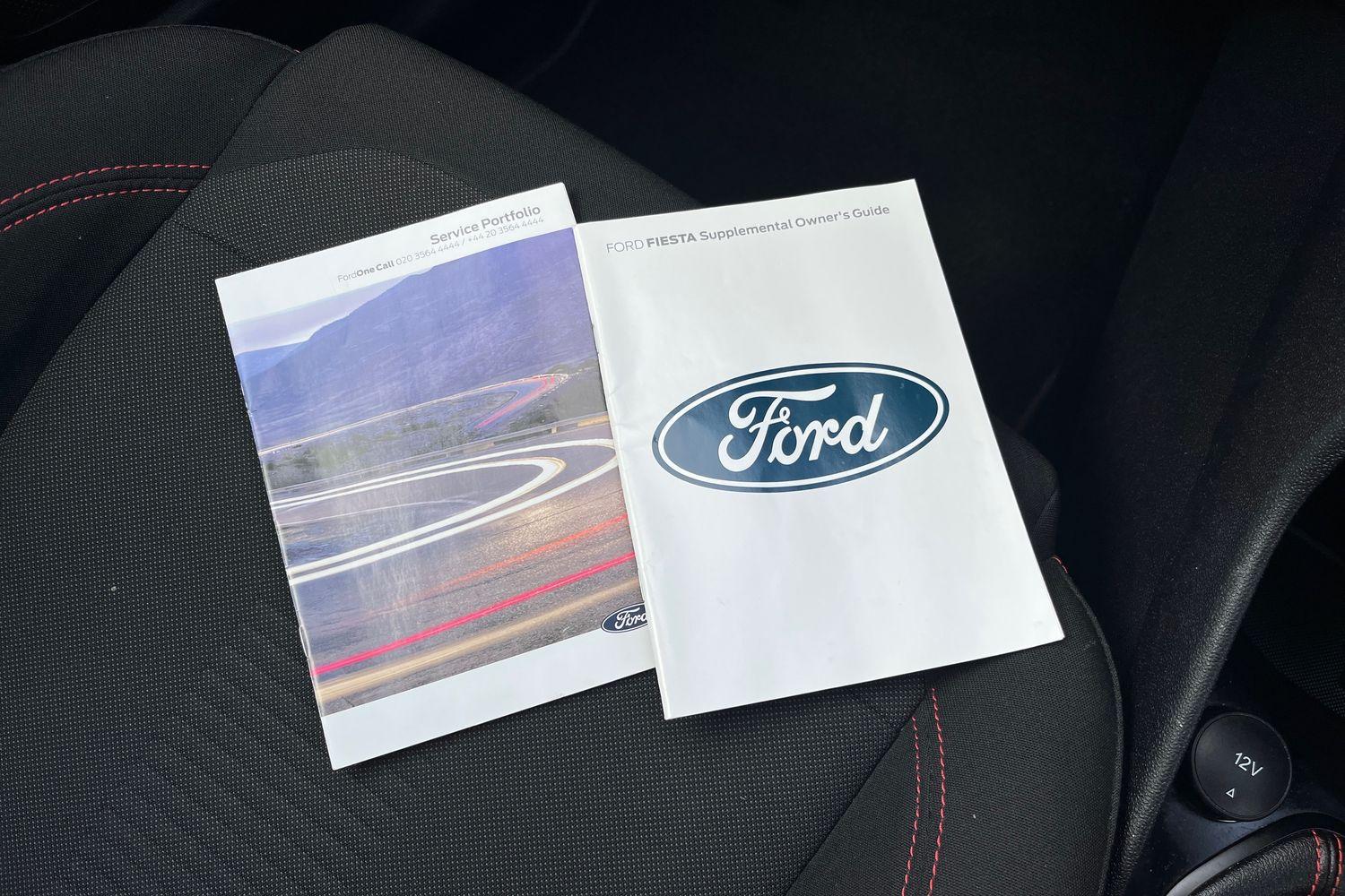 Ford FIESTA Photo 21