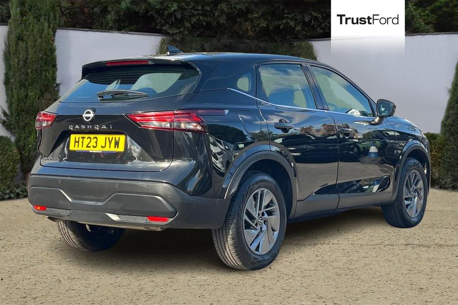 Nissan QASHQAI Photo autoimg-cc1e7af05e75650feab49883a0152ebad51d743c.jpg