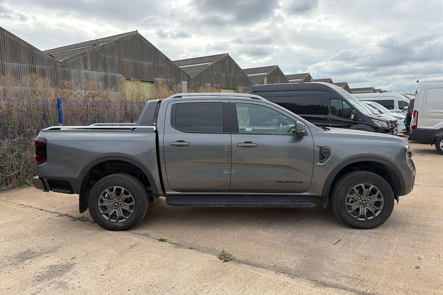 Ford RANGER Photo 20