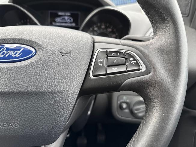 FORD Kuga Photo 17