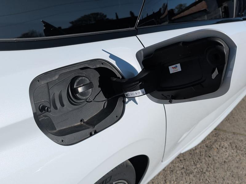 Used Peugeot 308 SW NV25EKB 31