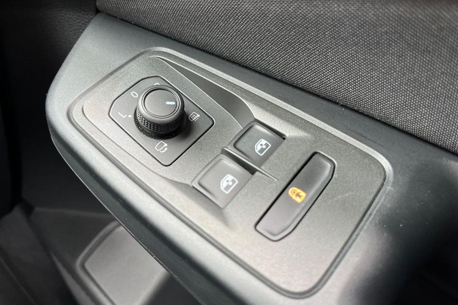 Ford TOURNEO CONNECT Photo autoimg-cc3623f499a842e288e4123d641c2d3c81b2008d.jpg