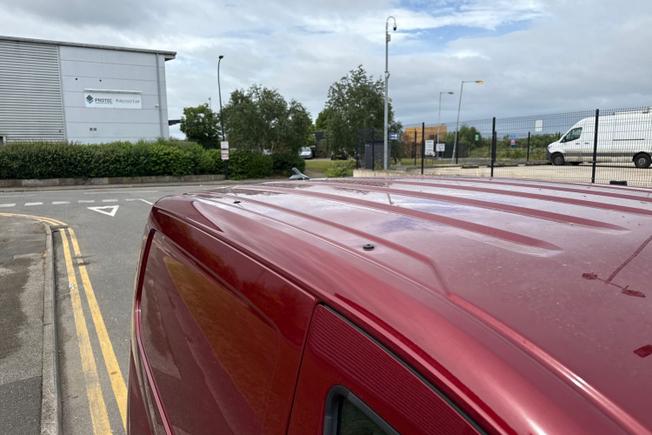 VOLKSWAGEN Caddy Photo 24