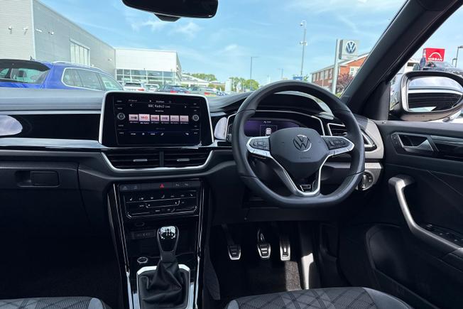VOLKSWAGEN T-Roc Photo 39