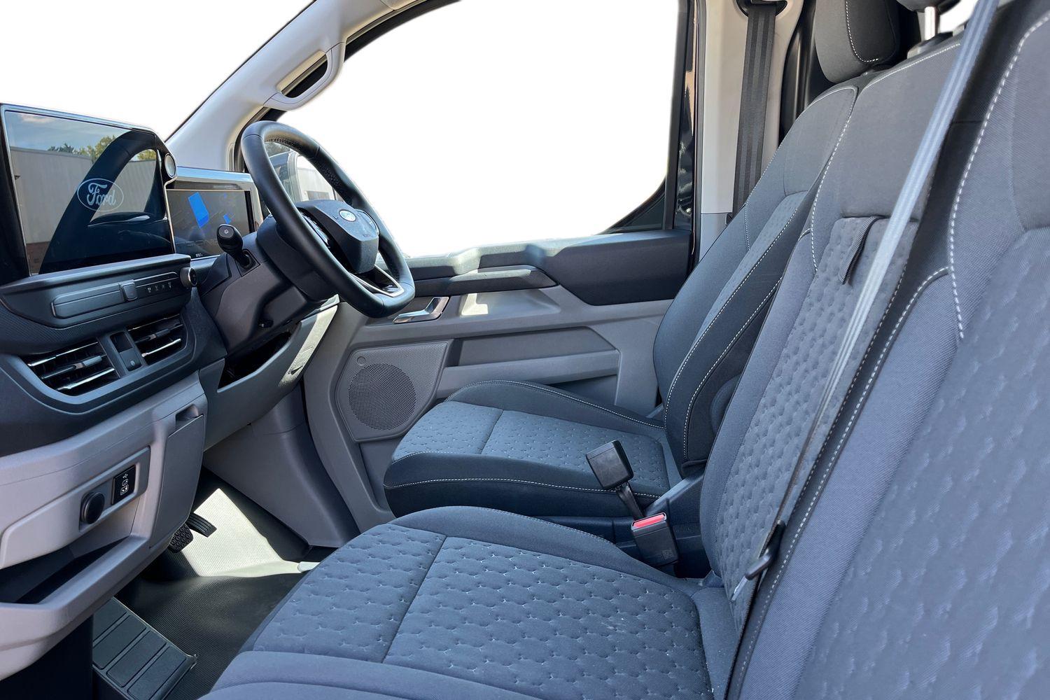Ford TRANSIT CUSTOM Photo 9