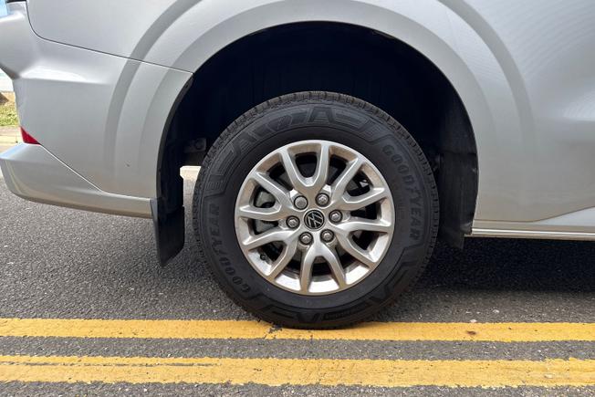 VOLKSWAGEN Transporter Photo 29