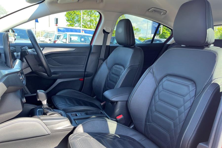 Ford Focus Photo autoimg-cc3fa90e340a8976e2b43f991c5498fe5c2c1ce3.jpg