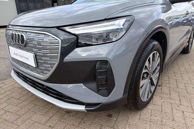 AUDI Q4 E-Tron Photo 30