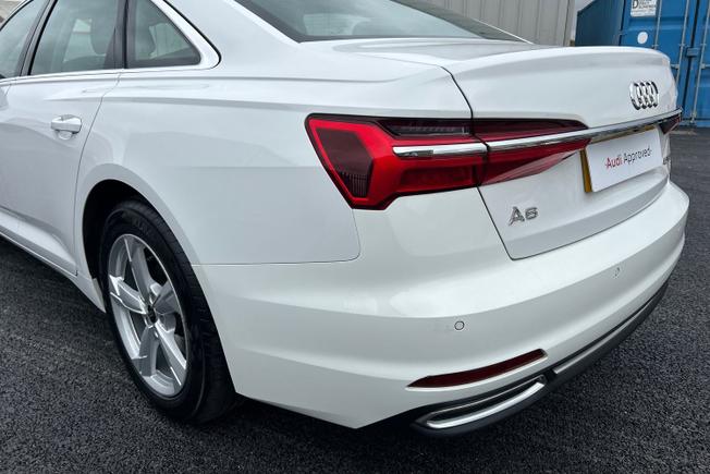 AUDI A6 Saloon Photo 31