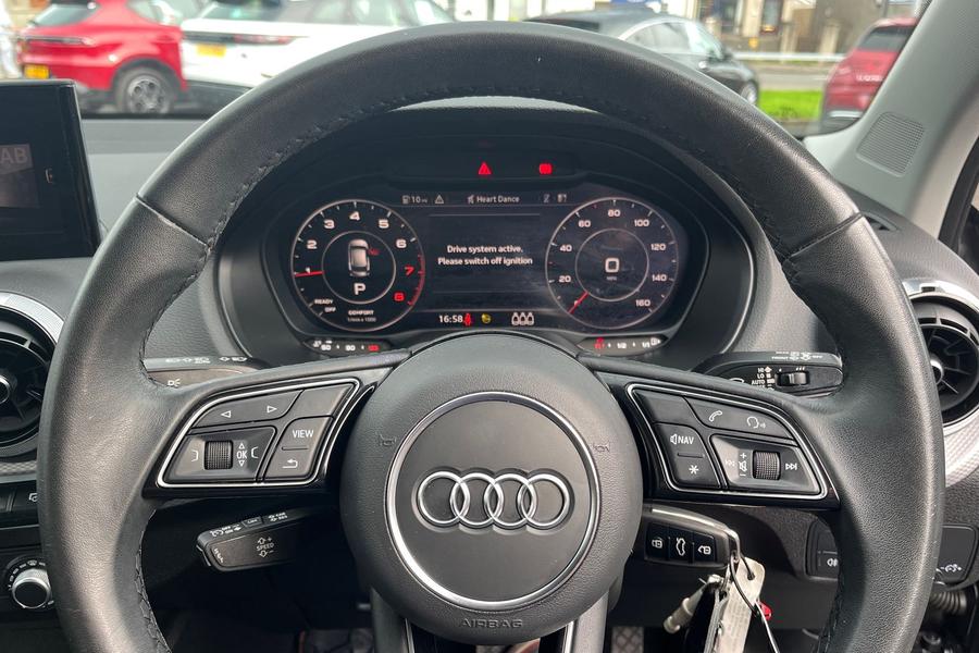 Audi Q2 Photo autoimg-cc41dfcee3c4eddf9ef1112acbdc943c3ce7ab75.jpg