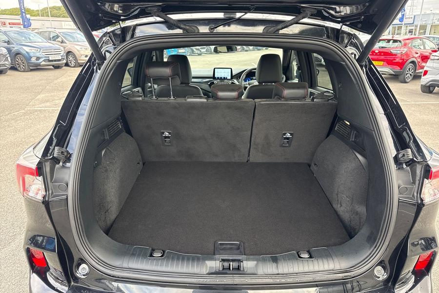 Ford KUGA Photo autoimg-cc4244af6aa81c572bf49ff37fea92a6e2b0c8c9.jpg