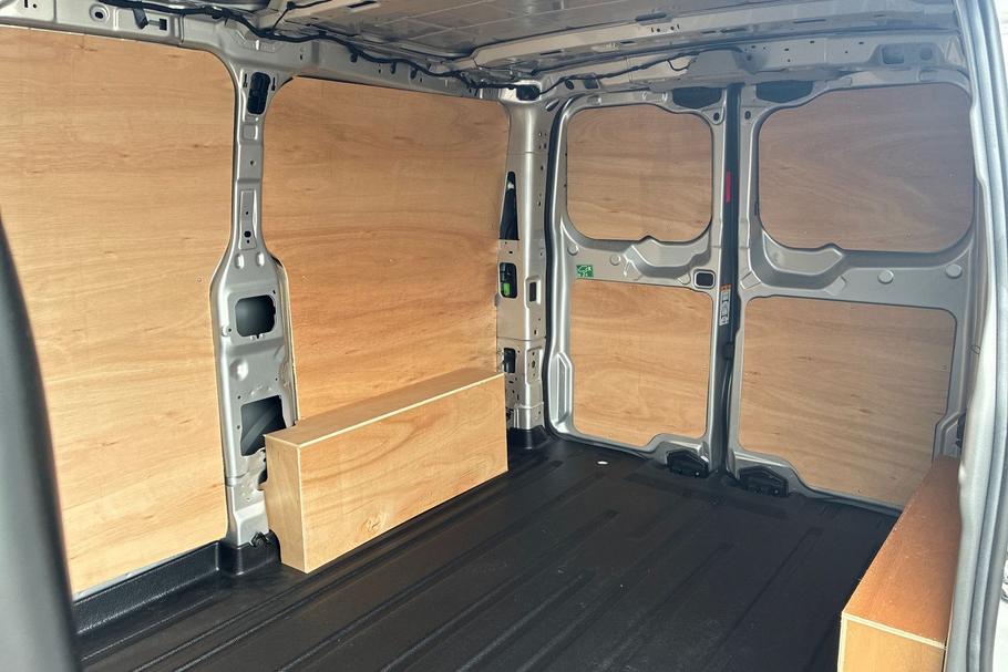 Used Ford TRANSIT CUSTOM MM75UFV 4
