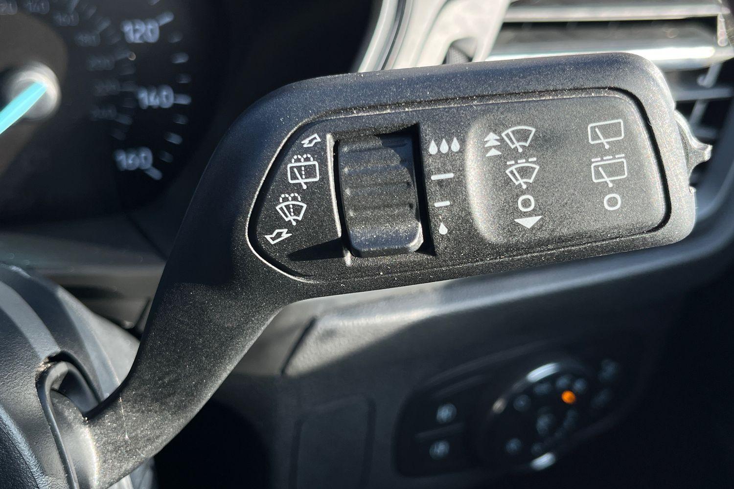 Ford Focus Photo 14