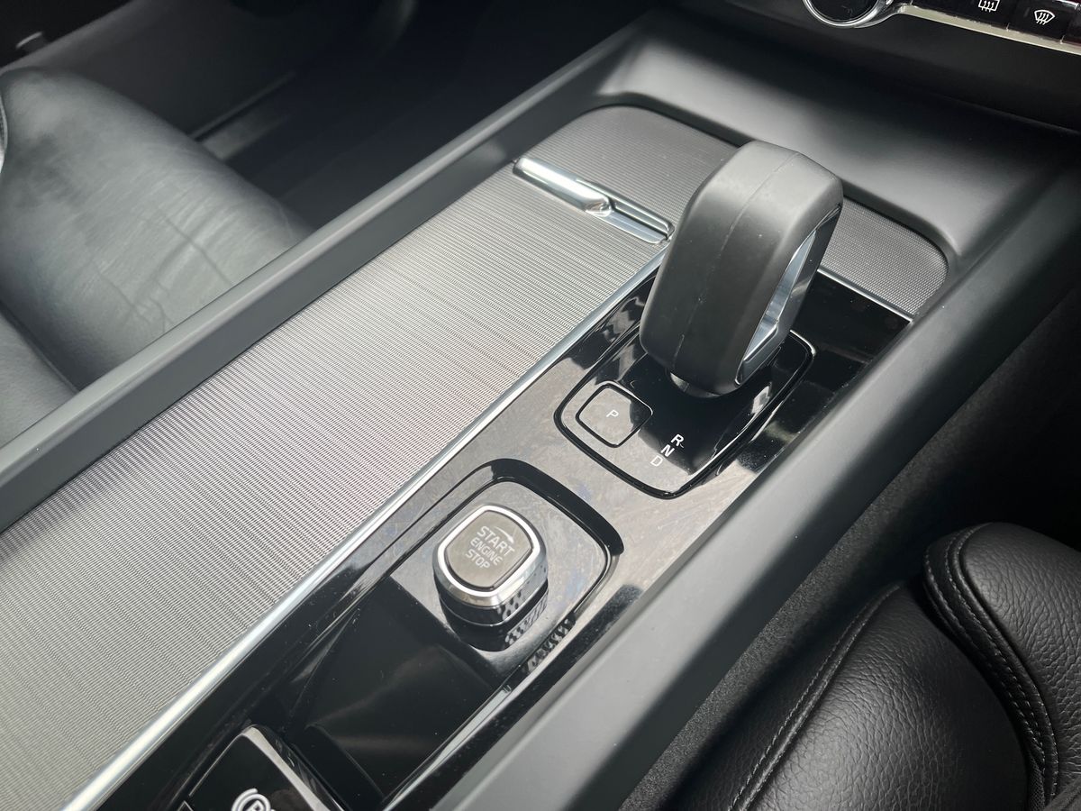Volvo XC60 Photo 13