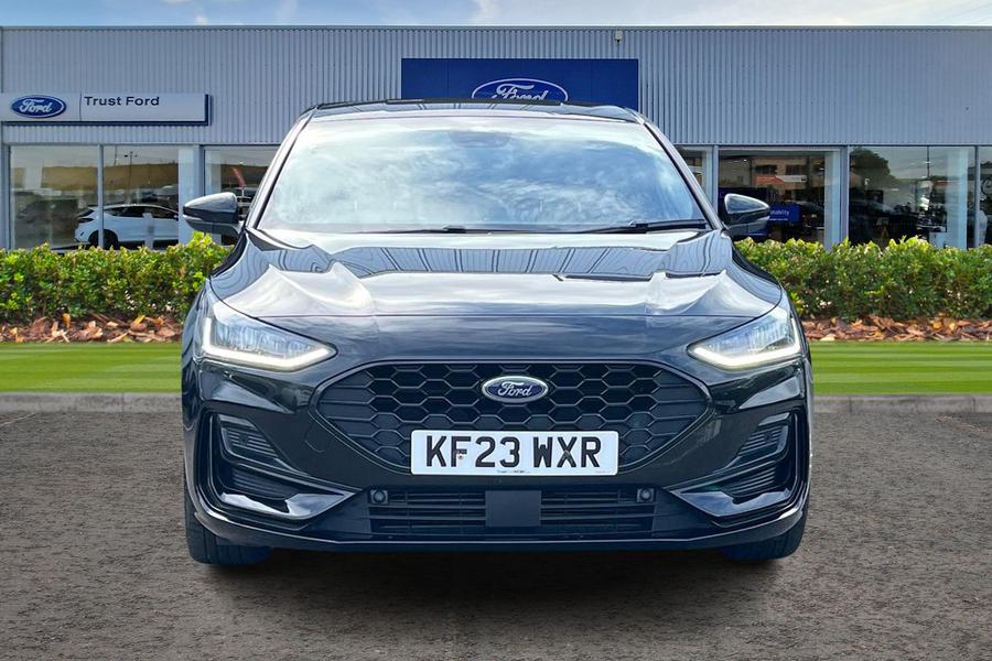 Ford Focus Photo autoimg-cc499df7715bab19591b1a1bf8e9558cc8184e34.jpg