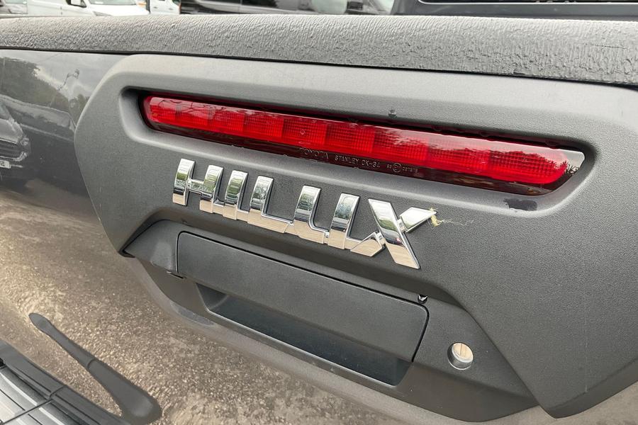 Toyota Hilux Photo autoimg-cc4b49f21c49b5f9c810168278e952a352672e1e.jpg