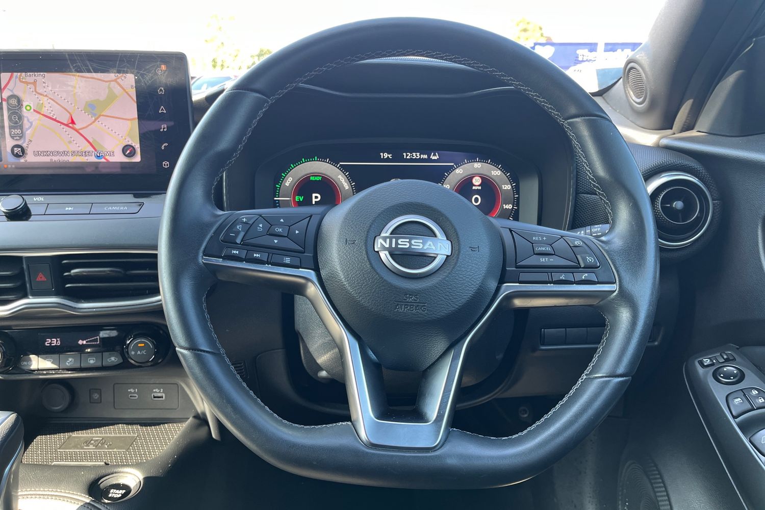 Nissan JUKE Photo 11